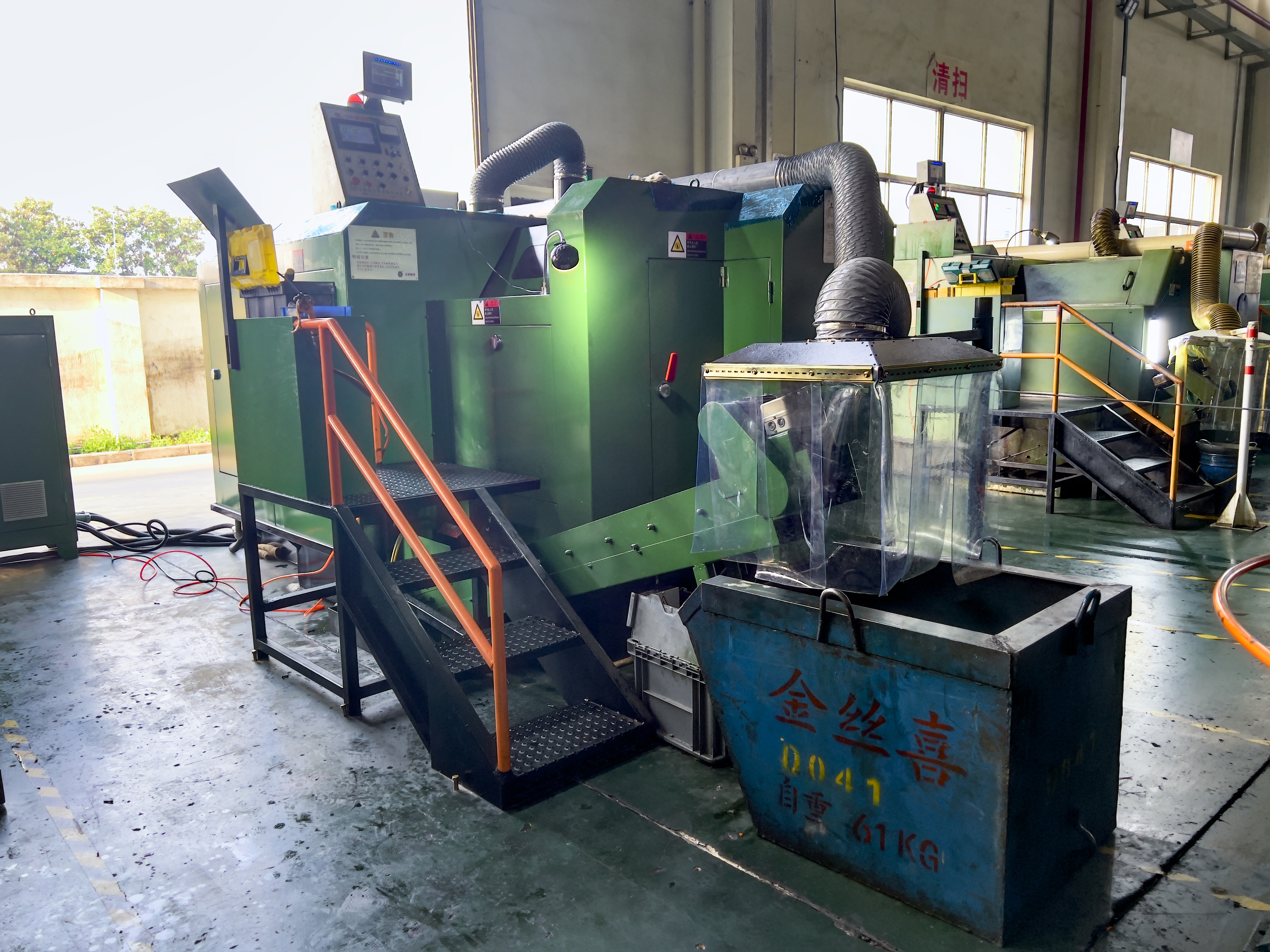 Jinsixi membeli mesin baru untuk meningkatkan kapasitas produksi sekrup